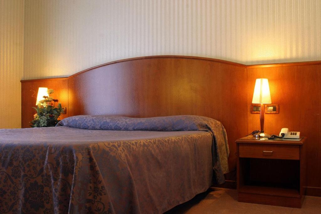 Hotel Willy Gemona del Friuli Værelse billede